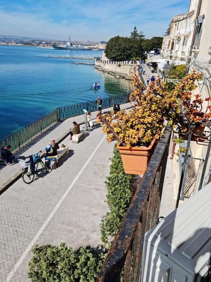 La Finestra Sul Mare Di Alfeo Apartamento Syracuse Exterior foto